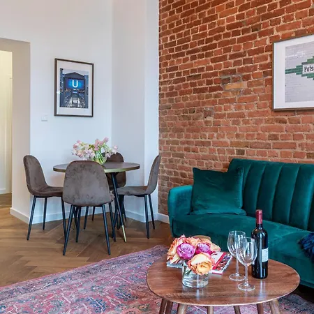 Fabel Am Zoo * Berlin