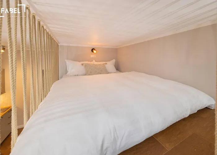 Fabel Am Zoo Apartment